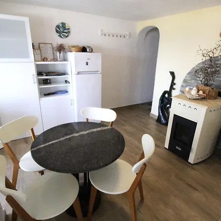 Karmen Sa Pogledom Na Apartmán